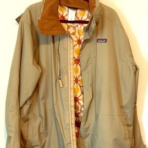 Ski jacket, double lined jacket.